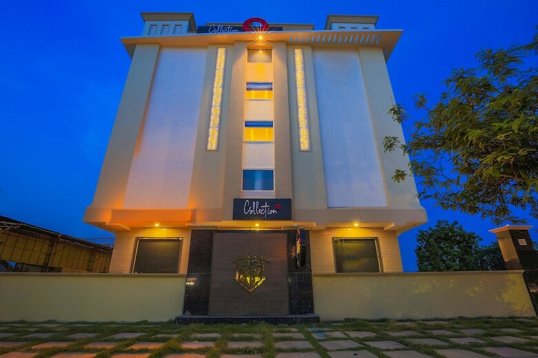 Hotel Collection O 41916 Mansarover
