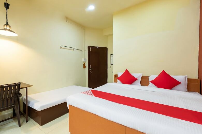Spot On 42687 Hotel Verma Palace