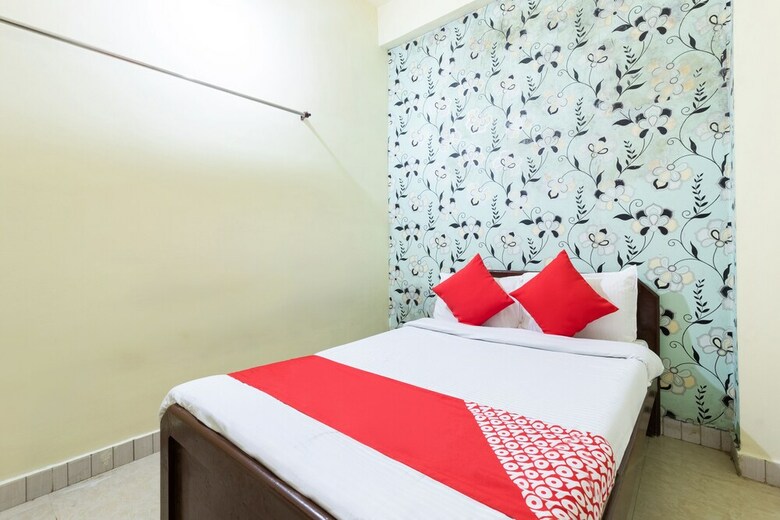 Spot On 42687 Hotel Verma Palace