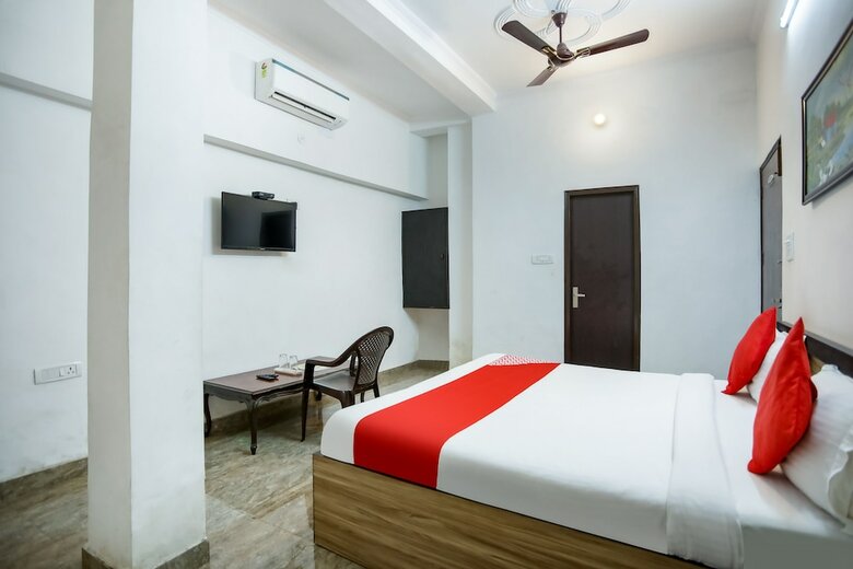 Hotel Oyo 49750 Surya Inn