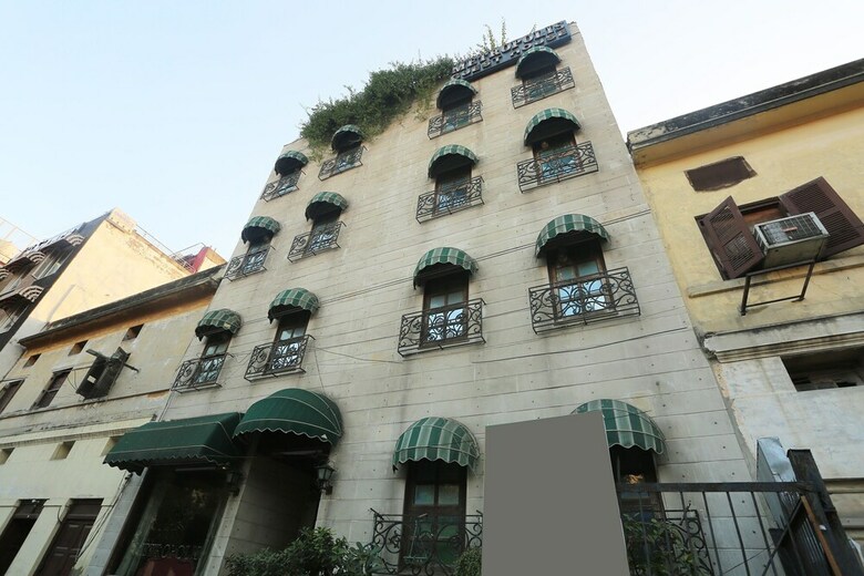 Hotel Oyo 27928 Metropolis Guest House
