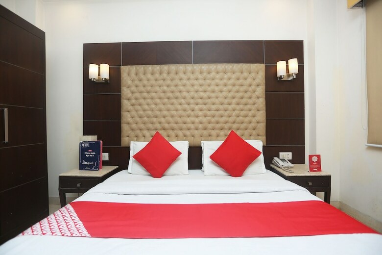 Hotel Oyo 27928 Metropolis Guest House