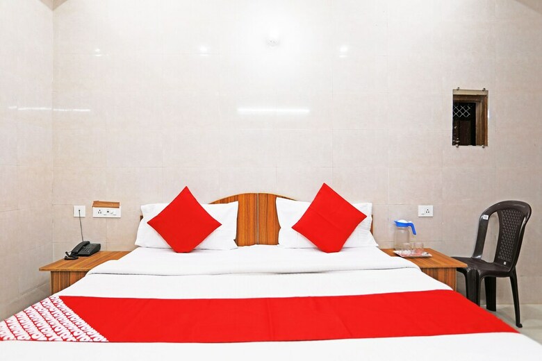 Hotel Oyo 43022 Shree Raghuvar Dham