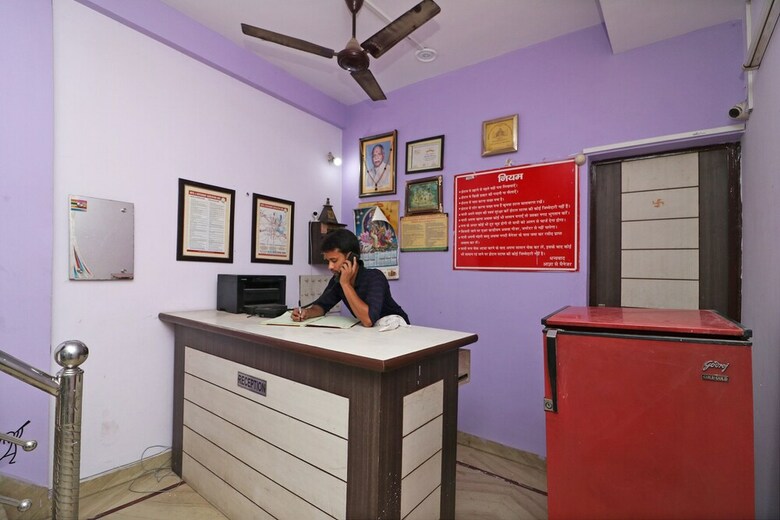 Oyo 33431 Hotel Ekta Residency