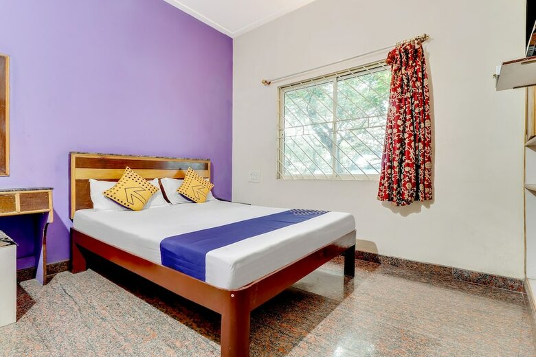 Hotel Spot On 62188 Sahara Residency