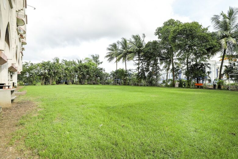 Spot On 62100 Hotel Hill Top