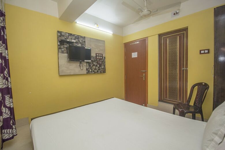 Spot On 38642 Hotel Sarojini Palace