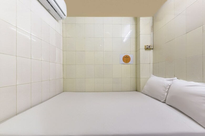 Hotel Spot On 37995 Akbar