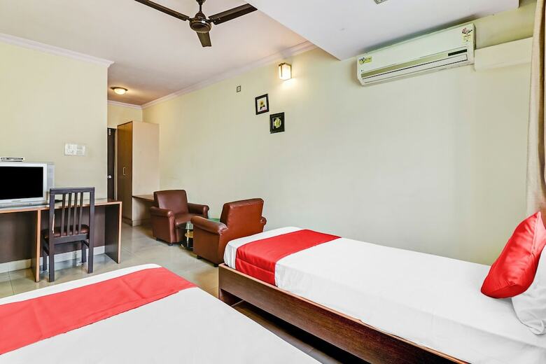 Spot On 60932 Hotel Basera Inn