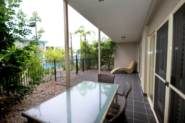 Pacific Blue Apartment 336, 265 Sandy Point Road