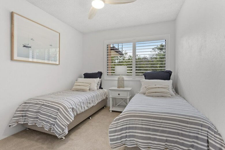 Apartamentos Shoreline, Unit 15,1 Intrepid Close