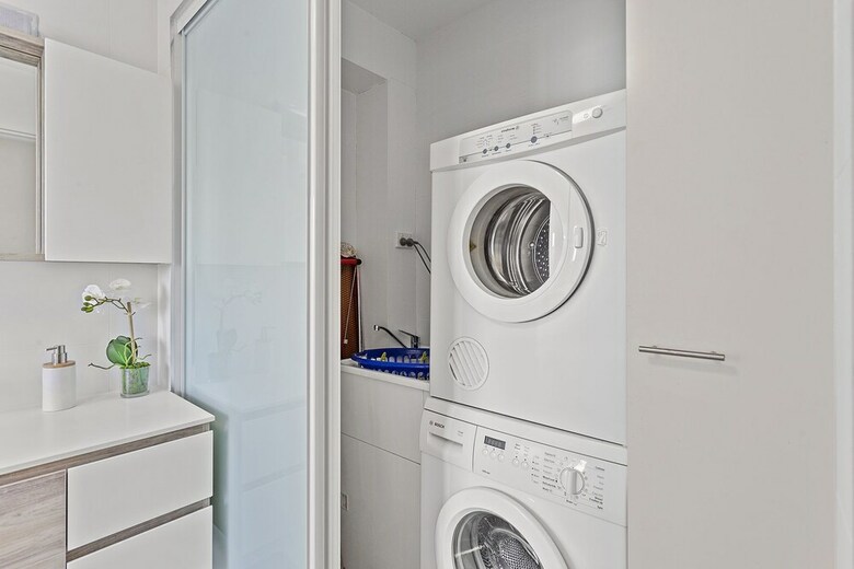 Apartamentos Shoreline, Unit 15,1 Intrepid Close