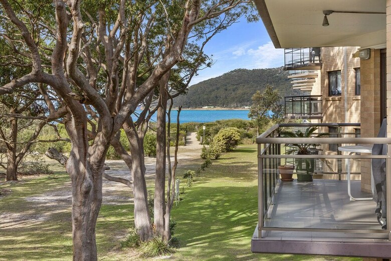 Apartamentos Shoreline, Unit 15,1 Intrepid Close