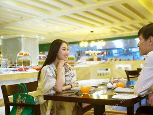 Grand Mercure Hotel Hualing