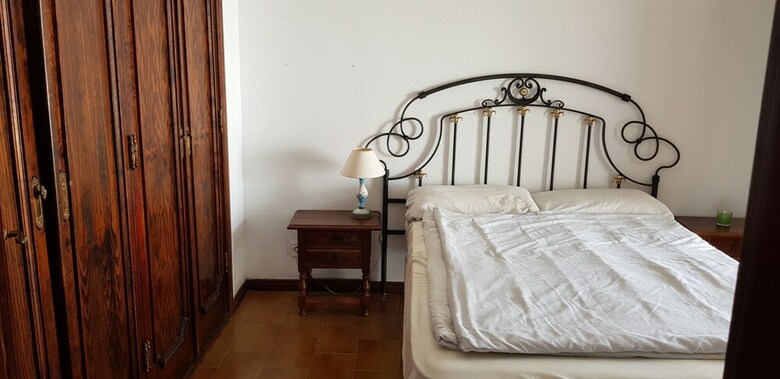 Apartamentos Lovely 2 Bedroom House With Garden