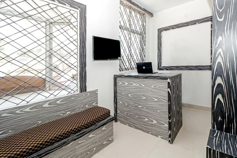 Oyo Flagship 35786 Hotel Summer Hill