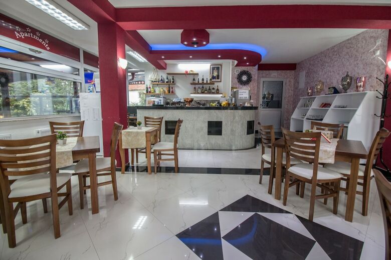 Hotel Fantastik Apartments