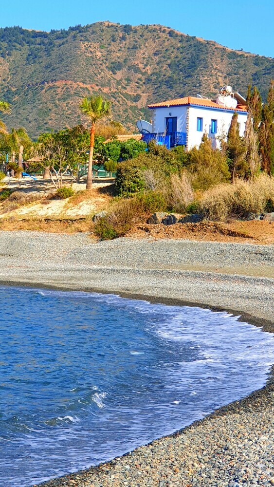 Hotel Astrofegia Beach Villa