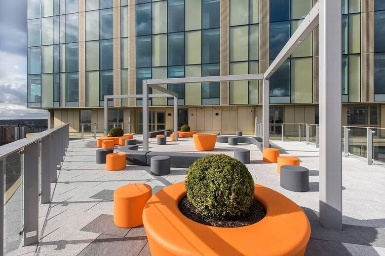 Stunning 2br Manchester Apartment