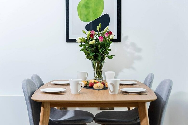 Stunning 2br Manchester Apartment