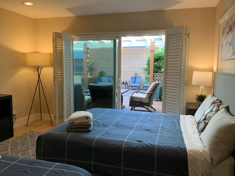 Hotel Room Next To Santana Row