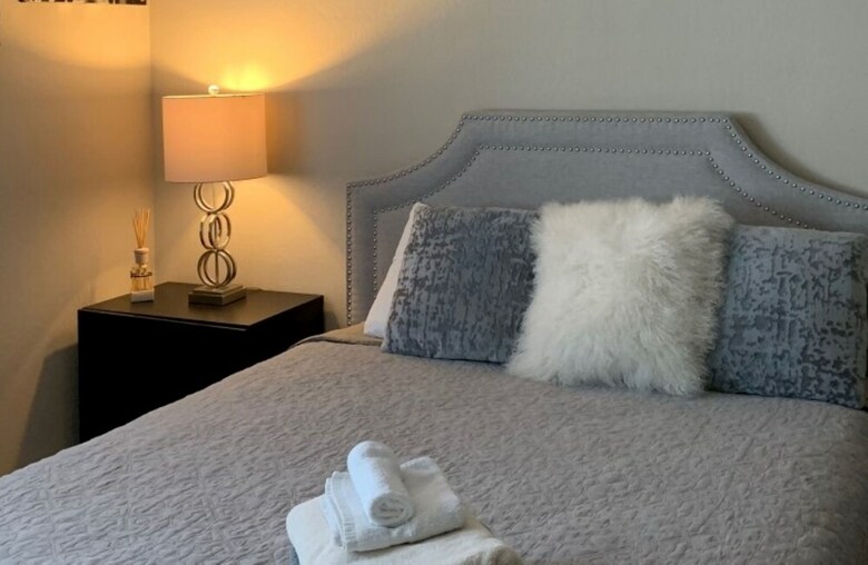 Hotel Room Next To Santana Row