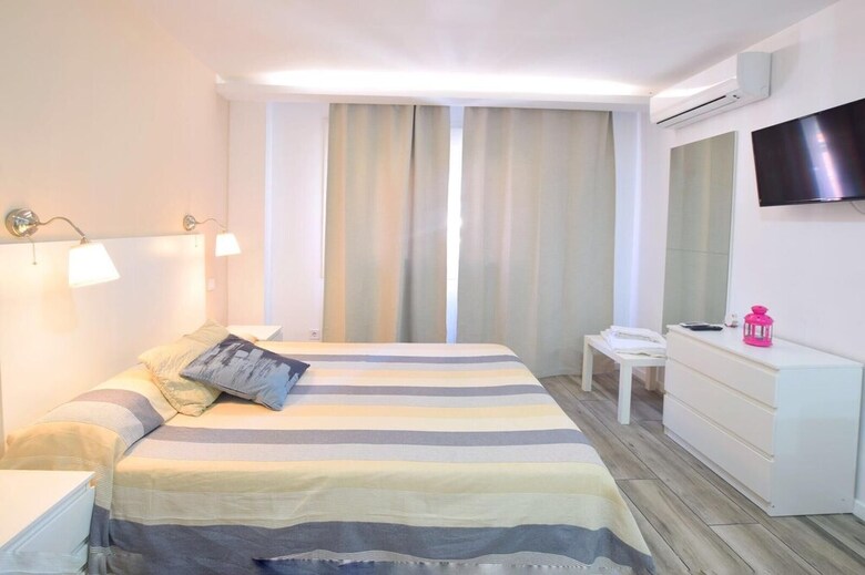 Apartamentos Eurosuite Malasa�a 205