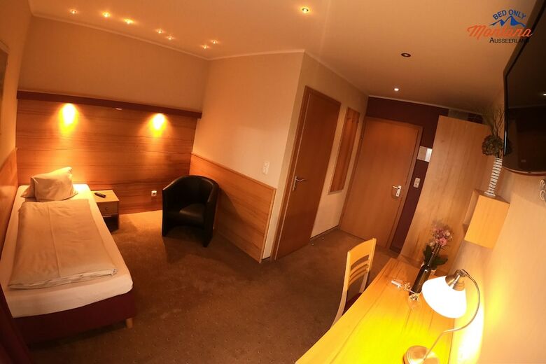 Hotel Bed Only Montana Ausseerland