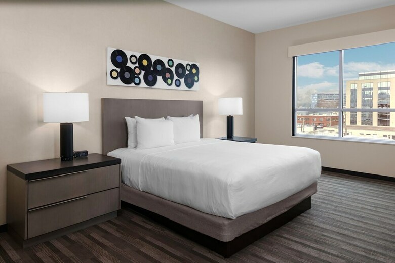 Hotel Hyatt House Nashville Downtown Sobro