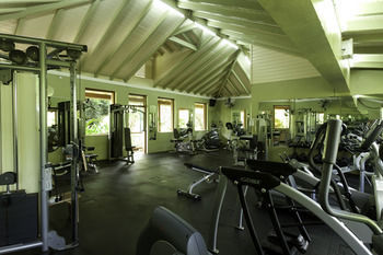Hotel Rosalie Bay Resort