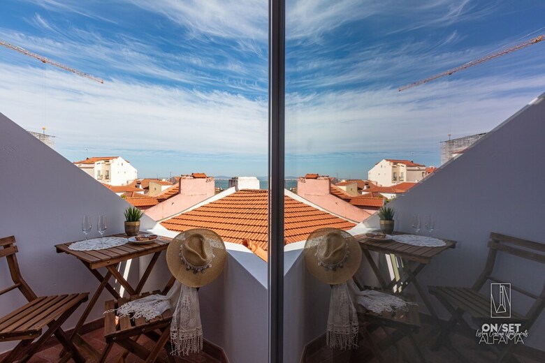 On/set Alfama - Lisbon Cinema Apartments