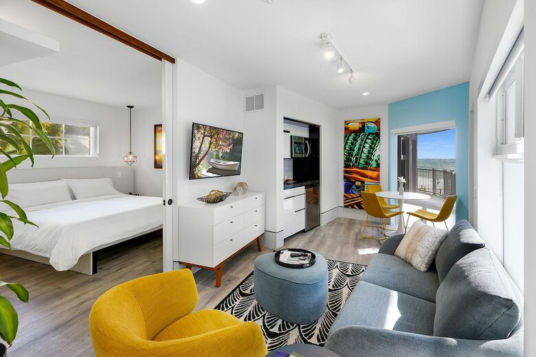 Motel Ocean Treasure Beachside Suites