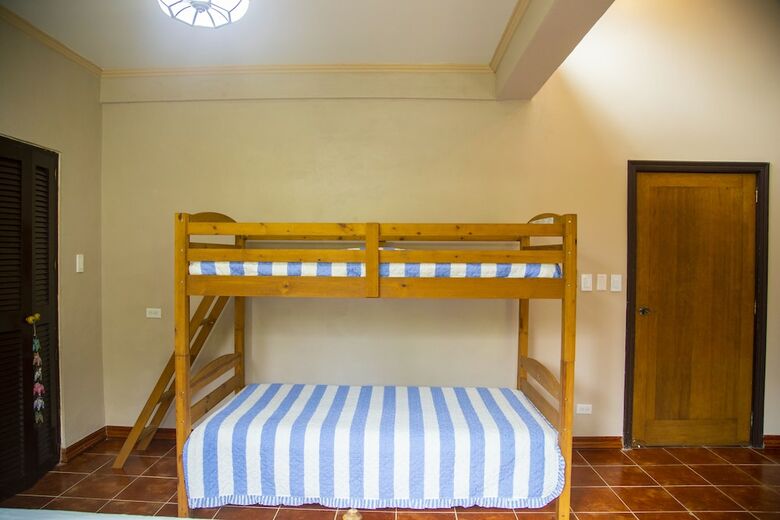 Bed & Breakfast Seven Color Sea View Villa