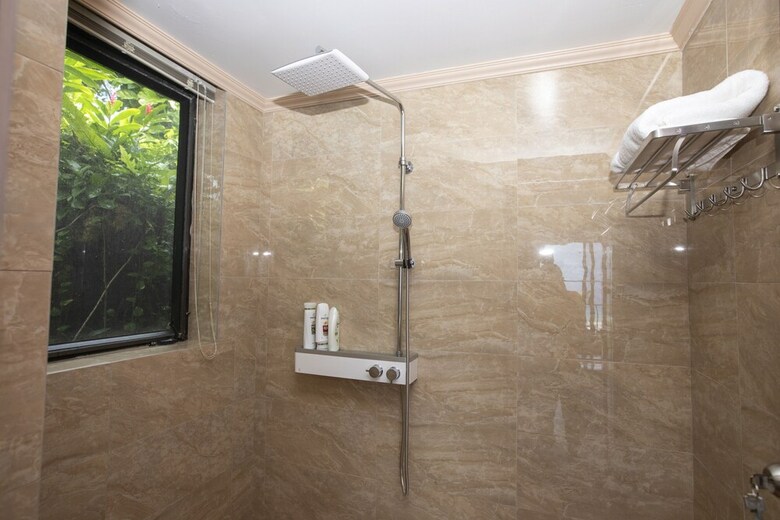 Bed & Breakfast Seven Color Sea View Villa