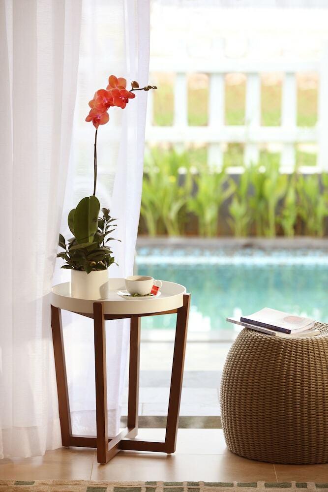 Premier Village Ha Long Bay Resort