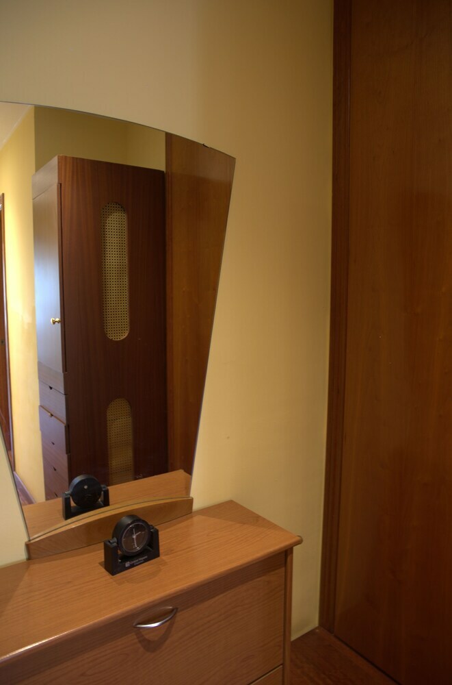 Apartamentos Queen Elisenda