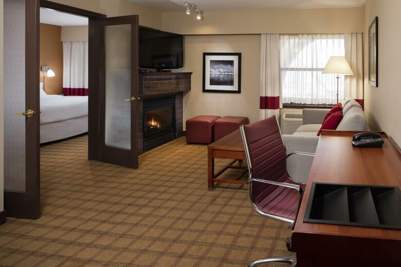Hotel Four Points By Sheraton Kamloops