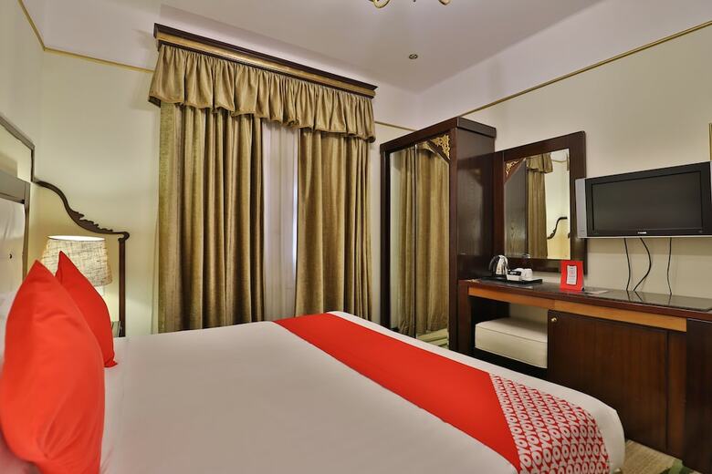 Oyo 335 Manazil Al Ain Grand Hotel