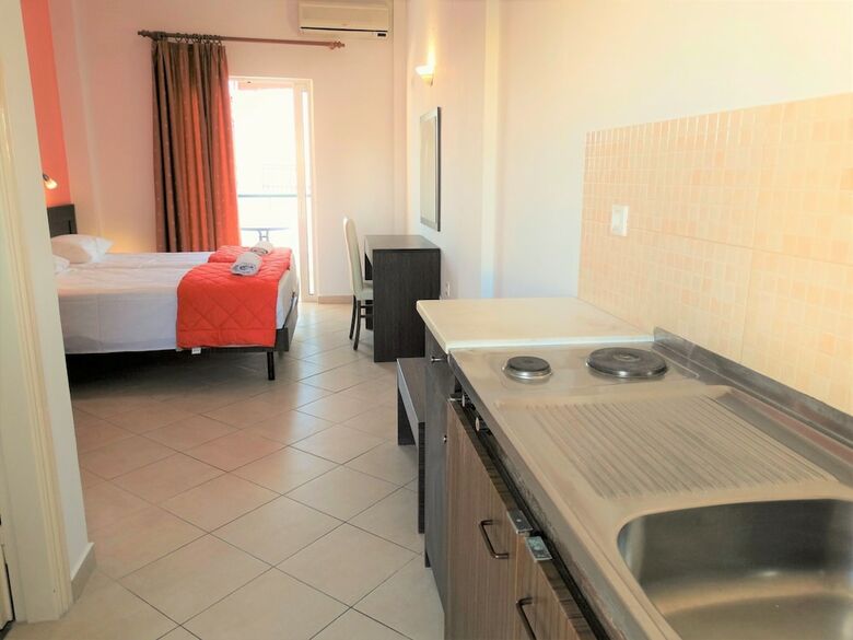 Aparthotel Oasis Beach Club