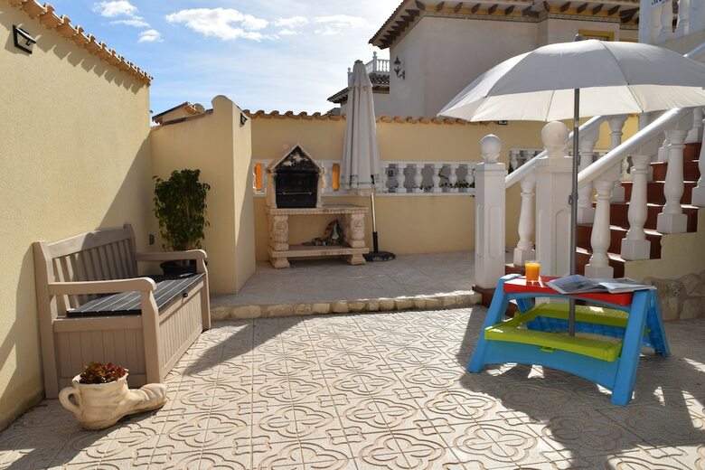 Full Villa With Private Salt Water Pool