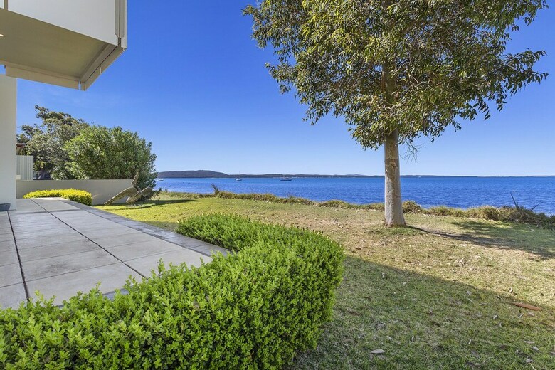 Foreshore Drive, 55