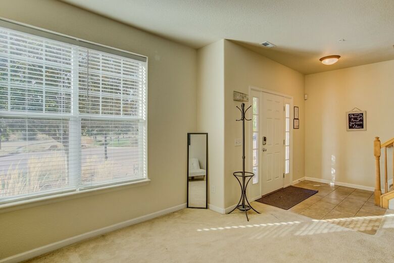 Apartamentos Urban Practicality! 3 Beds, Patios & Dog Friendly