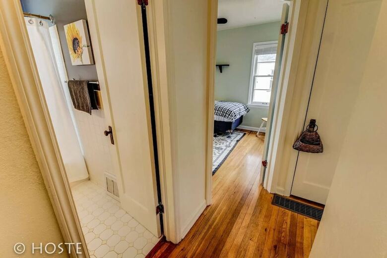 2brclassic Downtown Housebright & Charming