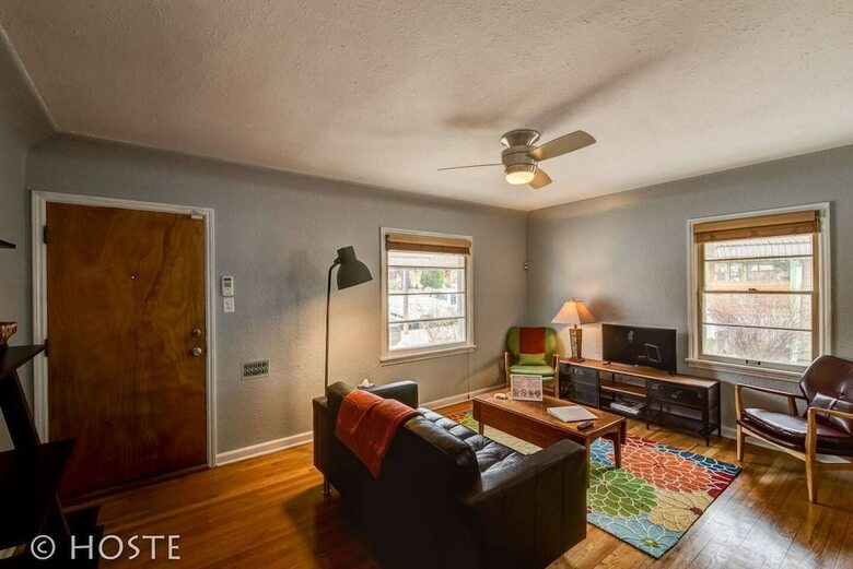 2brclassic Downtown Housebright & Charming