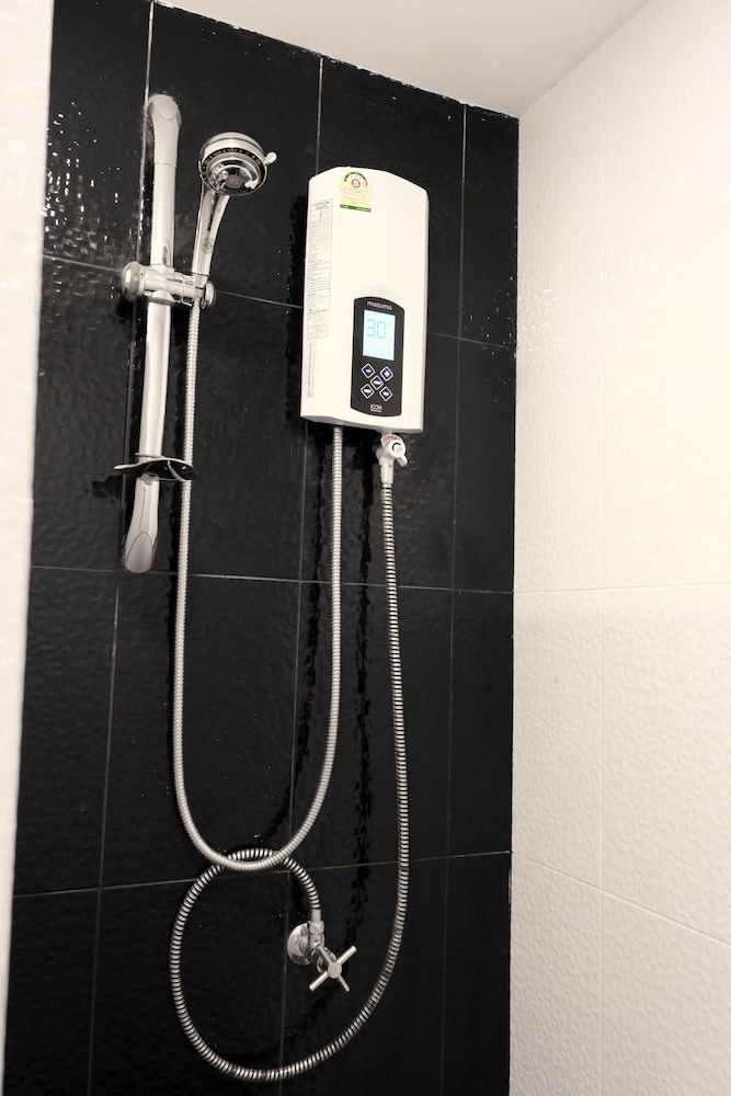Hotel Roomquest Sukhumvit107