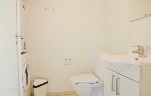 Holiday Home Kronens Have Tranek�r X