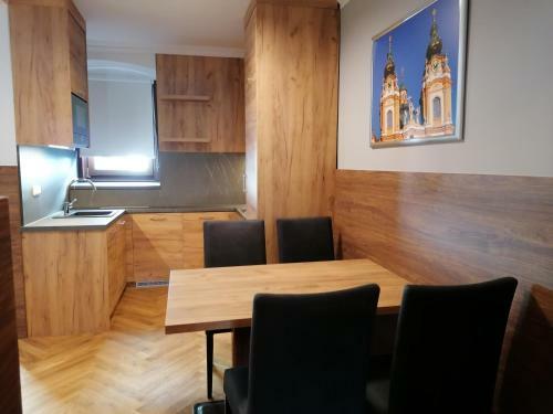 Aparthotel Golden Star - Premium Apartments