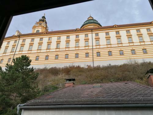 Aparthotel Golden Star - Premium Apartments