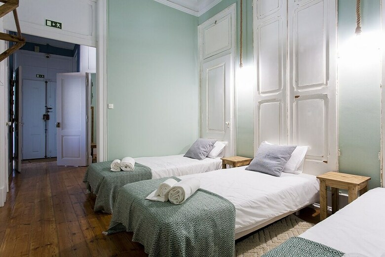 Blue & Green Apartment Rentexperience