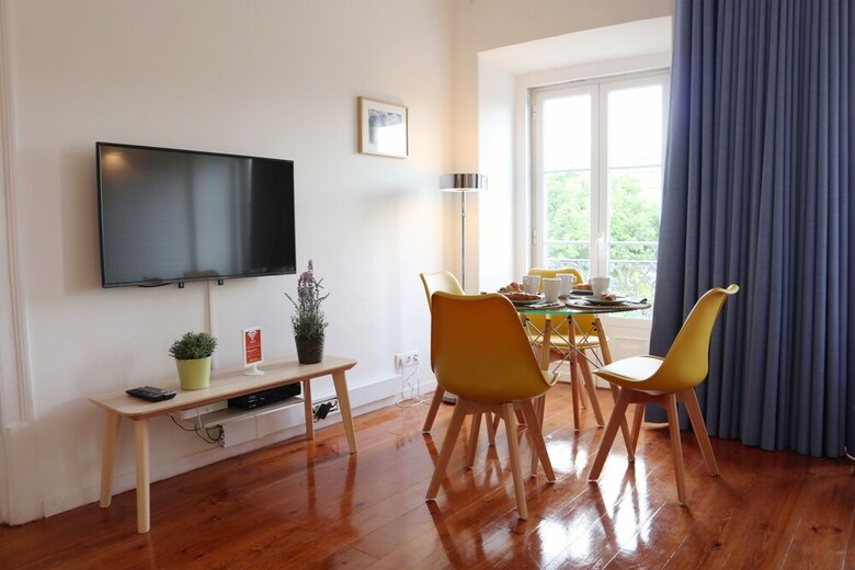 Armada Square III Apartment Rentexperience